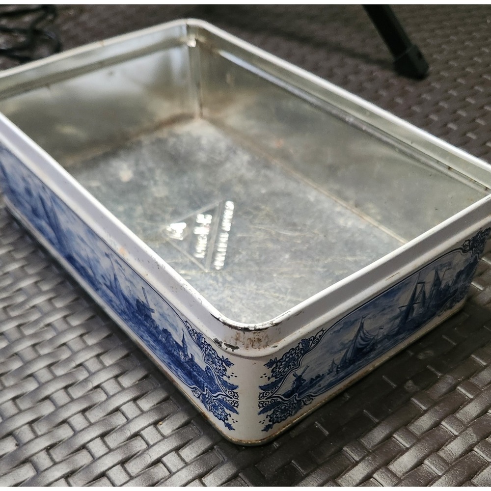 Blue Delft Style Metal Storage Tin Tray
